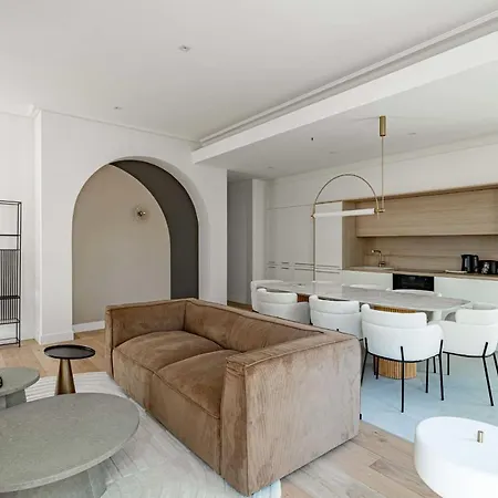 Superbe 120m2 Au Coeur De * 칸느